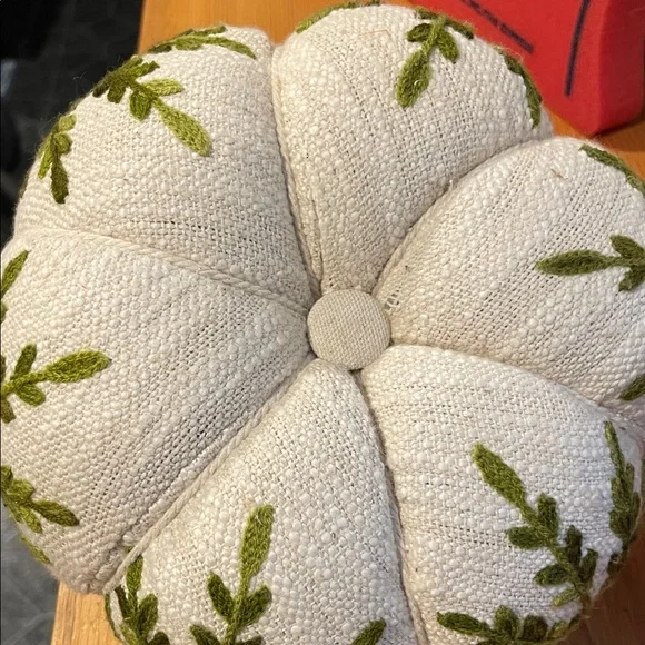 Embroidered Small Green and White Fabric Pumpkin - Picture 10 of 10